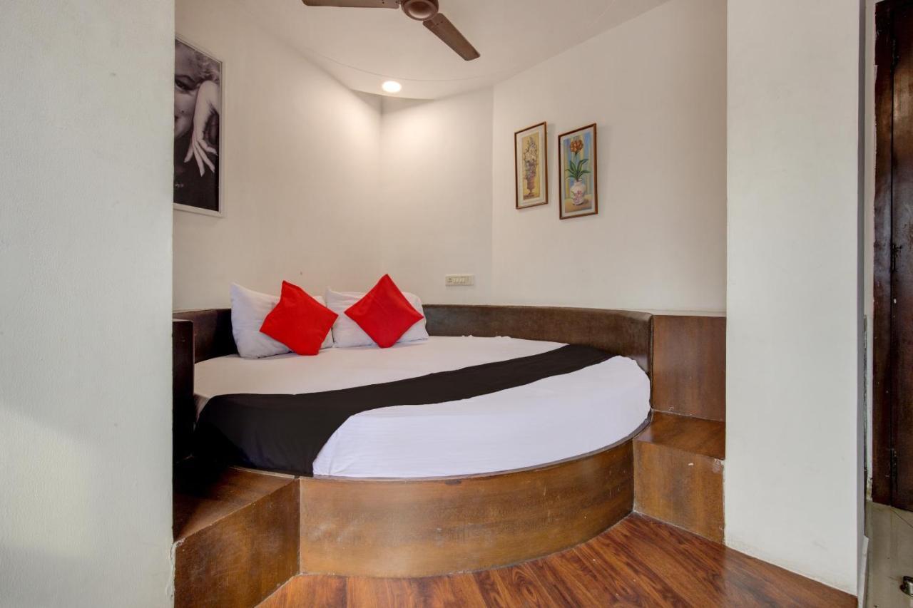 Capital O 77295 Hotel Bansidhar Bhuvan 뭄바이 외부 사진