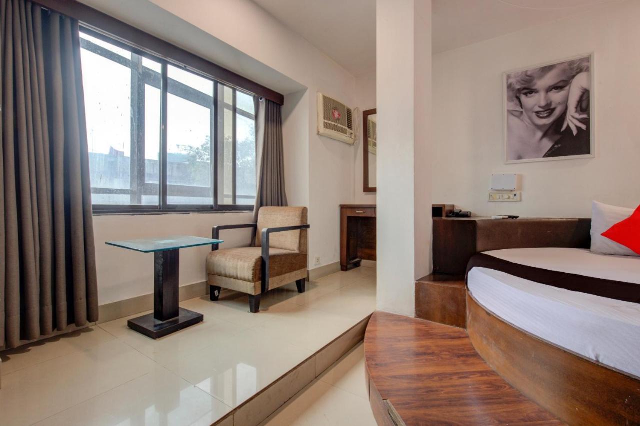 Capital O 77295 Hotel Bansidhar Bhuvan 뭄바이 외부 사진