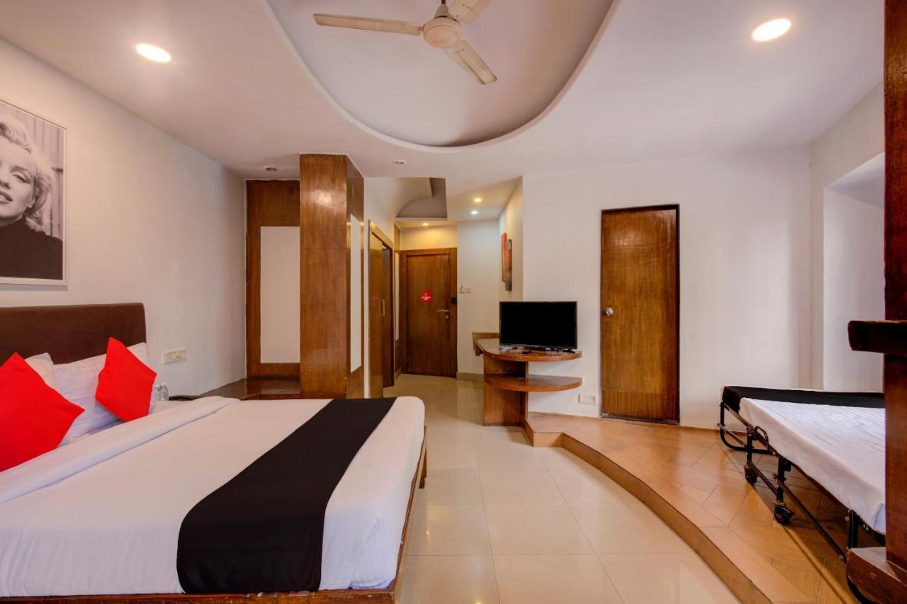 Capital O 77295 Hotel Bansidhar Bhuvan 뭄바이 외부 사진