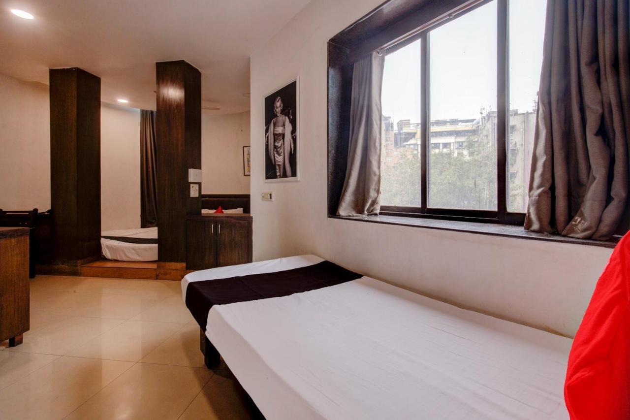 Capital O 77295 Hotel Bansidhar Bhuvan 뭄바이 외부 사진