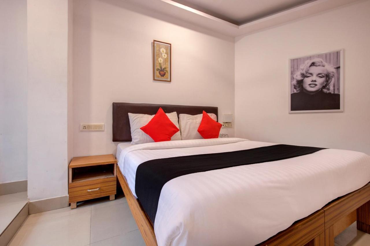 Capital O 77295 Hotel Bansidhar Bhuvan 뭄바이 외부 사진